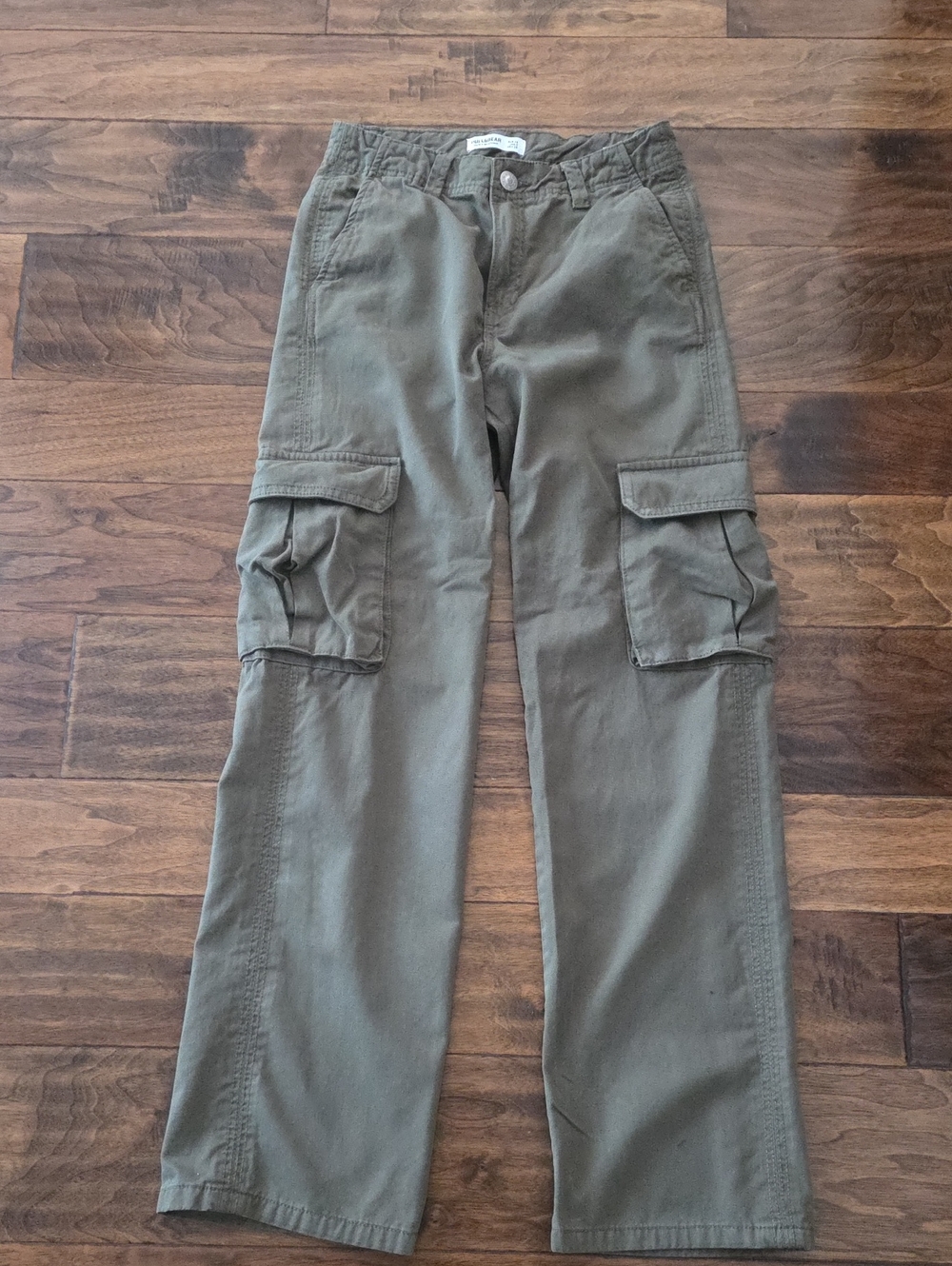 Pull&Bear Olive Green High-Waist Cargo Trousers. Size 2